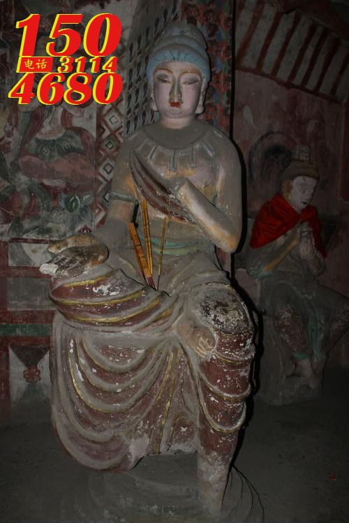 宝檀华菩萨彩绘雕塑像