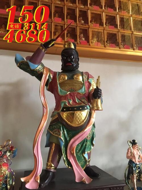 玻璃钢真达罗大将雕像