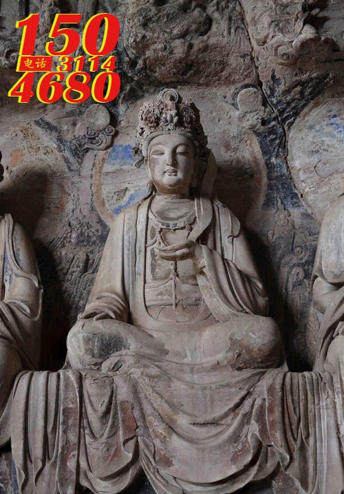 古代的贤善首菩萨雕像